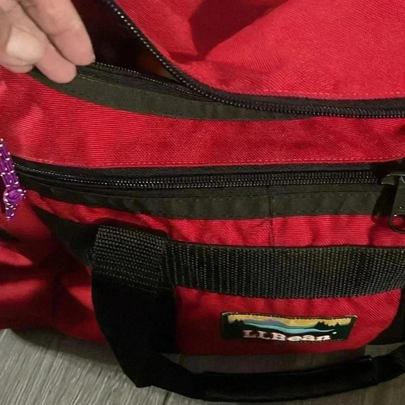 Vintage LLBean duffel canvas duffel bag - Picture 10 of 13